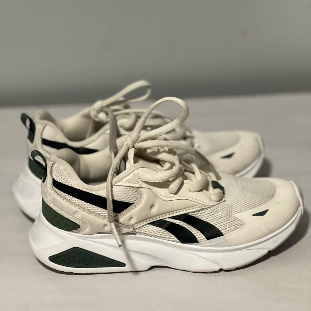 Reebok Kids Cream and Black Sneakers - Picture 3 of 5